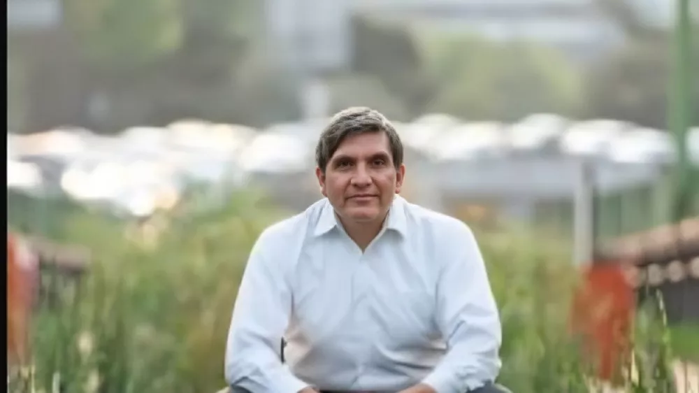  Alejandro Alva Mart&iacute;nez