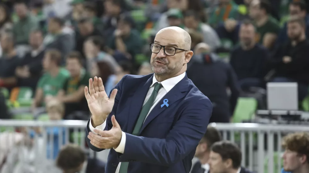 28.11.2024 - ko&scaron;arka - Cedevita Olimpija - Hamburg  Zvezdan MitrovićFOTO: LUKA CJUHA