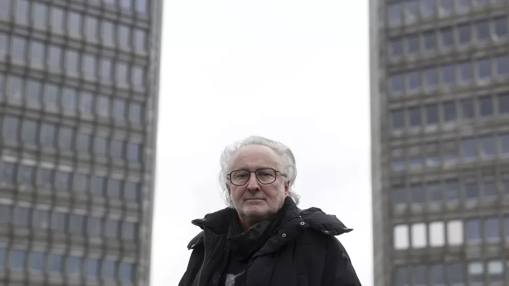 - 11.12.2024 - Peter Bratu&scaron;a, režiser in scenarist//FOTO: Jaka GasarOPOMBA: ZA OBJEKTIV - INTERVJU