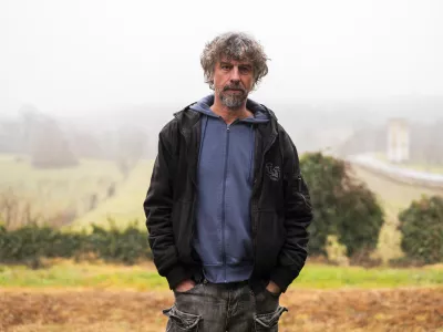 Jan Cvitkovič je zaslovel kot igralec v filmu V leru, pozneje pa se je kot režiser podpisal pod serijo nagrajenih celovečercev.&nbsp;/ Foto: Nik Erik Neubauer