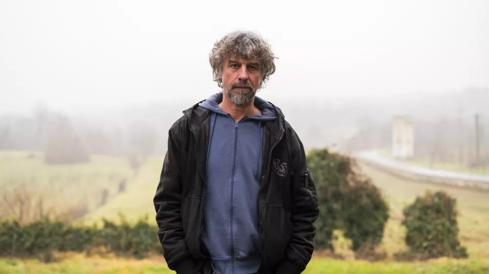 Jan Cvitkovič je zaslovel kot igralec v filmu V leru, pozneje pa se je kot režiser podpisal pod serijo nagrajenih celovečercev.&nbsp;/ Foto: Nik Erik Neubauer