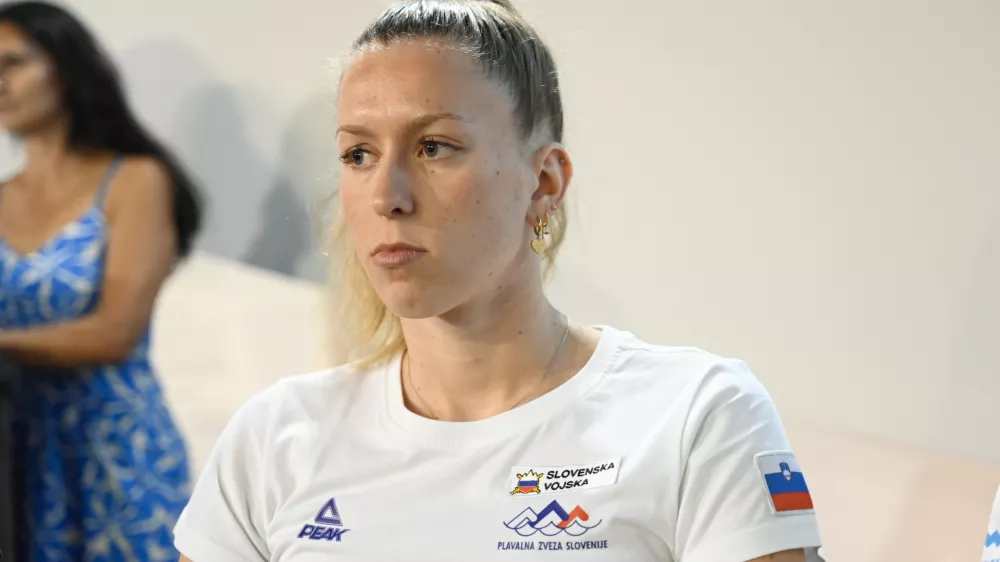 &Scaron;EGEL Janja- 11.07.2023 &ndash; Plavalna zveza Slovenije (PZS) &ndash; plavalna reprezentanca pred odhodom na plavalno svetovno prvenstvo v Fukuoki na Japonskem &ndash; plavalci - //FOTO: Nik Erik Neubauer