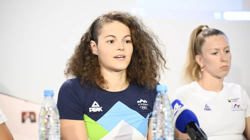 FAIN Katja- 11.07.2023 &ndash; Plavalna zveza Slovenije (PZS) &ndash; plavalna reprezentanca pred odhodom na plavalno svetovno prvenstvo v Fukuoki na Japonskem &ndash; plavalci - //FOTO: Nik Erik Neubauer