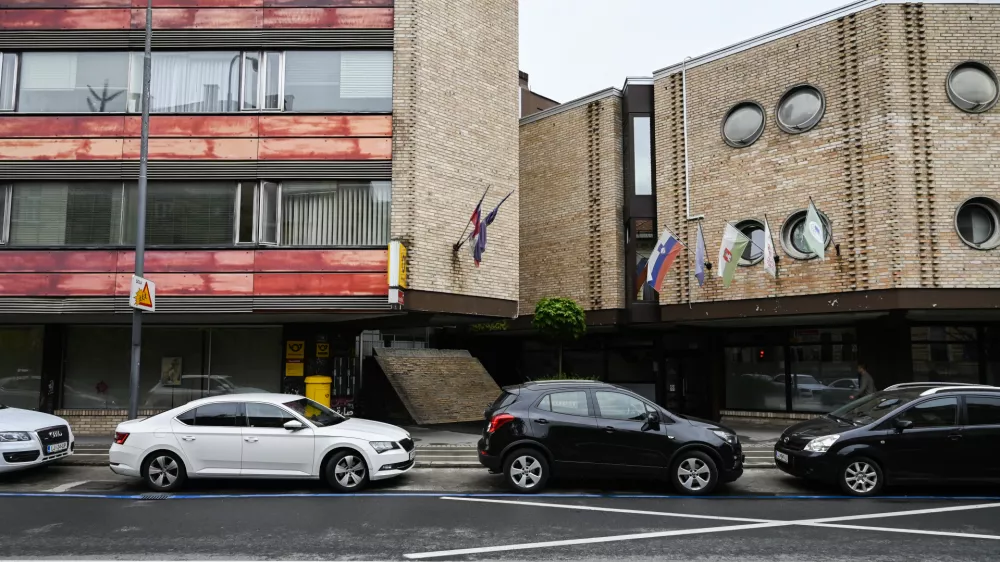 - 04.05.2022 &ndash; Delovno in socialno sodi&scaron;če v Ljubljani, Resljeva cesta 14  //FOTO: Nik Erik Neubauer