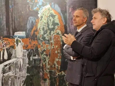 Bo&scaron;tjan Jurečič, levo, na četrtkovi otvoritvi. 