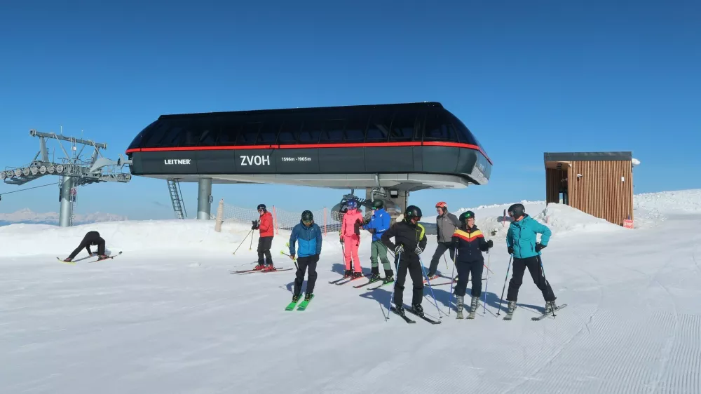 smuči&scaron;če, Krvavec, &scaron;estsedežnica Zvoh. Foto.: Tatjana Pihlar 