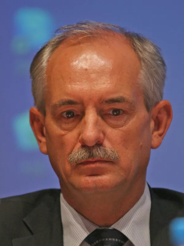 dr. Borut Bratina, član sveta KAS - Kadrovsko-akreditacijski svet - novinarska konferenca Gospodarske zbornice Slovenije (GZS) v okviru posveta o novih izzivih korporativnega upravljanja predstavili poročilo in izku&scaron;nje pri dosedanjem delu, - Kadrovsko-akreditacijski svet (KAS) -///FOTO: Luka Cjuha