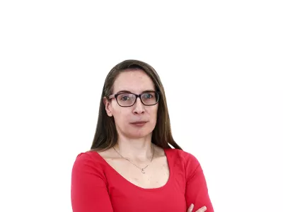 Vanja BrkićZA ONLINE - Redakcija Dnevnik 2024 - portreti za komentarje in kolumne - kolumnisti - komentatorji &ndash; novinarji - portret //FOTO: Luka Cjuha