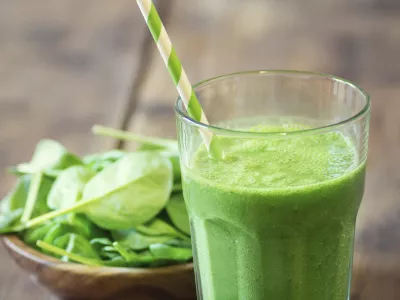 Spinach smoothie, zeleni smuti, &scaron;pinača