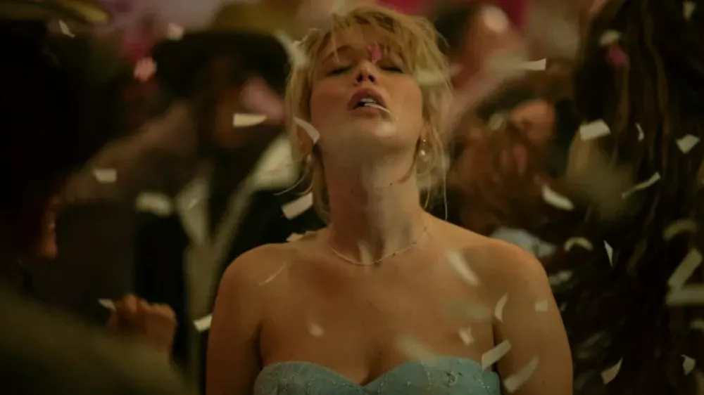 Naslednji film &scaron;kotske režiserke Lynne Ramsay je Die, my love. V glavnih vlogah nastopata Jennifer Lawrence in Robert Pattinson. Foto:&nbsp; Black Label Media