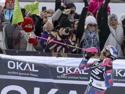 Zrinka Ljutić je z veličastno slalomsko zmago v Kranjski Gori spravila v delirij &scaron;tevilne hrva&scaron;ke navijače, novi zvezdnici svetovnega alpskega smučanja pa se je poklonil tudi ves preostanek sveta. Foto: Luka Cjuha