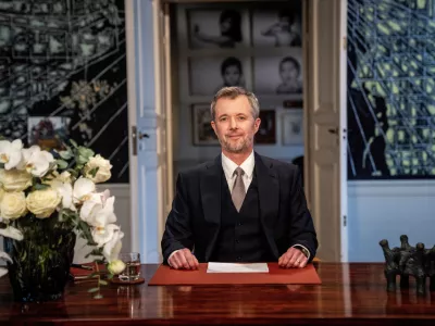 Danski kralj je s spremembo kraljevega grba &scaron;okiral nekatere zgodovinarje. Foto: Reuters