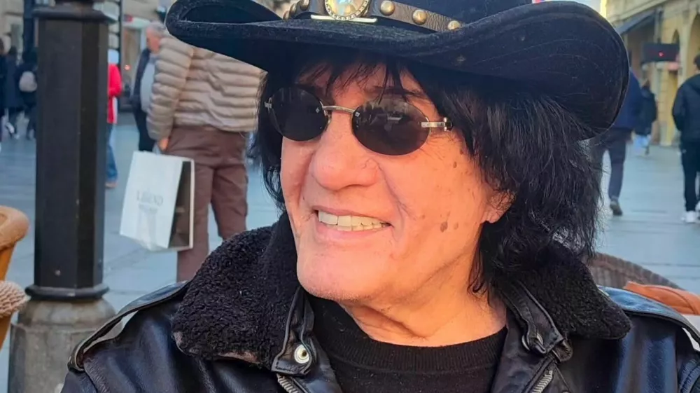 Milić Vuka&scaron;inović je kljub zdravstvenim težavam dobro razpoložen. F instagram Milića Vuka&scaron;inovića