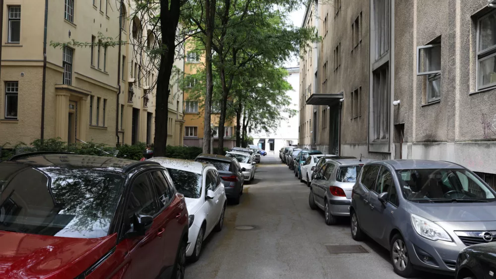 Sogovorniki iz Nem&scaron;ke hi&scaron;e so zagotovili, da je postopek, ki ga je zaradi Drame sprožilo državno odvetni&scaron;tvo, grob poseg v njihove pravice in da je tudi popolnoma nepotreben. Foto: Bojan Velikonja&nbsp;