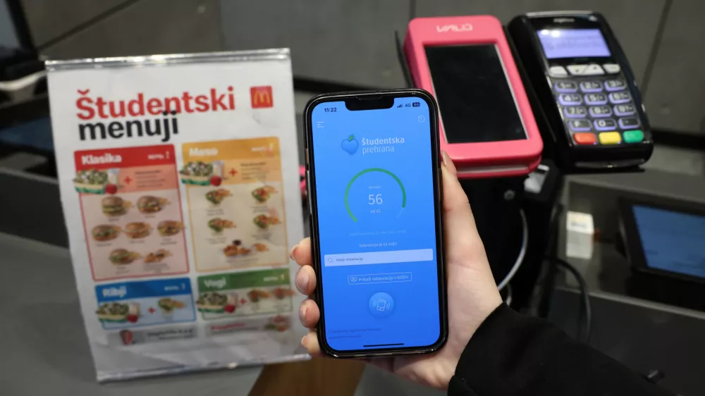 - 15.03.2024 - &Scaron;tudentska prehrana, boni, McDonalds, restavracija s hitro prehrano//FOTO: Jaka Gasar