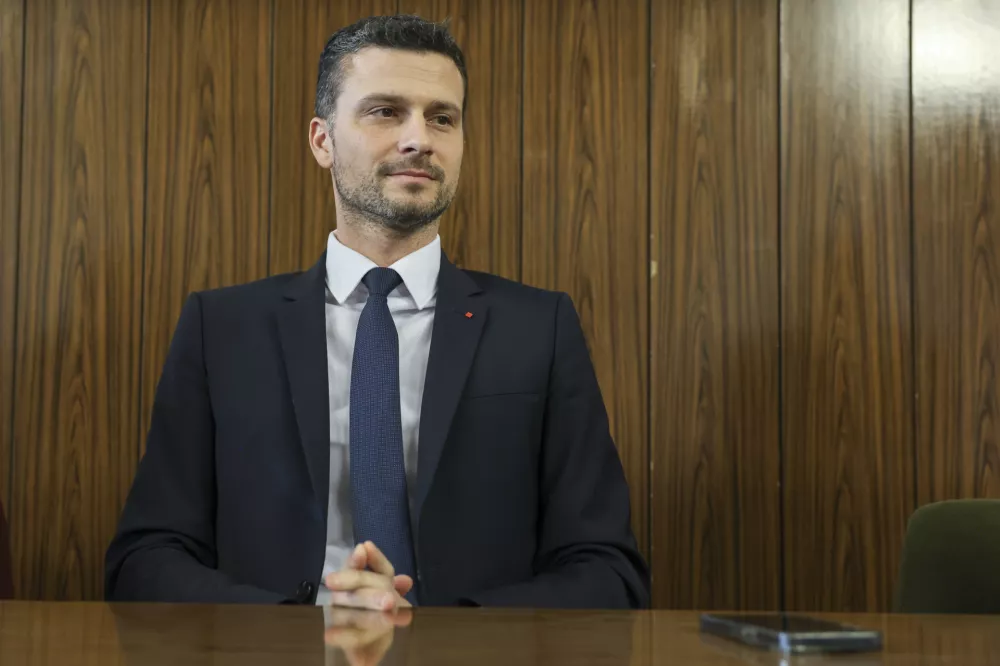 - kandidat za predsednika stranke - Jani Prednik- 04. 04. 2024 - predkongresno terensko srečanje članov stranke SD, na katerem bodo med drugim kandidati za vodenje SD predstavili svoje volilne programe; prostori biv&scaron;e Občine Ljubljana - Vič, Trg mladinskih delovnih brigad 7 //FOTO: Jaka Gasar