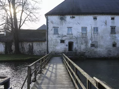 - 15.01.2025 - Novinarska konferenca ob prejetju gradbenega dovoljenja za prenovo Tehni&scaron;kega muzeja v Bistri//FOTO: Jaka Gasar