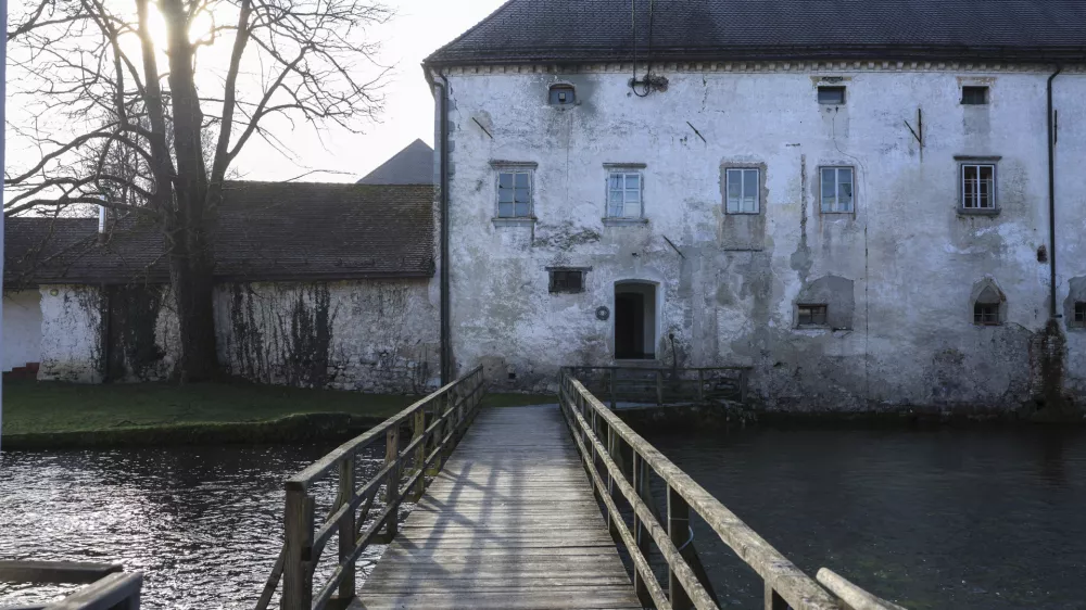 - 15.01.2025 - Novinarska konferenca ob prejetju gradbenega dovoljenja za prenovo Tehni&scaron;kega muzeja v Bistri//FOTO: Jaka Gasar