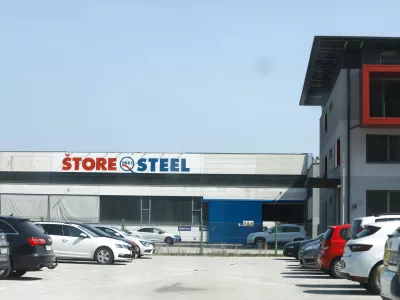 Do tragične delovne nesreče je pri&scaron;lo junija 2020 na industrijskem tiru družbe &Scaron;tore Steel. Foto: Luka Cjuha