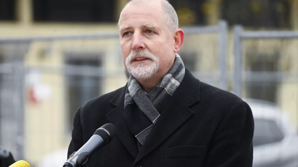 rektor Univerze v Ljubljani Gregor Majdič, - 15.12.2023 &ndash; gradbi&scaron;če - nova Veterinarska fakulteta Univeze v Ljubljani, Cesta v Mestni log med 47 in 51a - položitev temeljnega kamna za novo Veterinarsko fakulteto UL, //FOTO: Nik Erik Neubauer