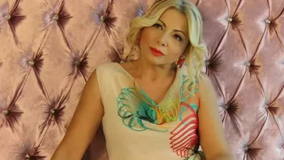 Pesem Zehre Bajraktarević je na zanimiv način povezana z odstopljenim hrva&scaron;kim ministrom. F facebook 