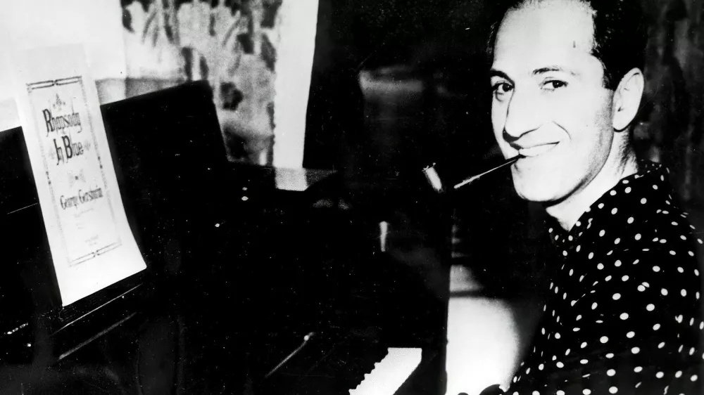 George Gershwin, ameri&scaron;ki skladatelj judovskega porekla, na fotografiji, ki je nastala leta 1936.&nbsp;/ Foto: Profimedia