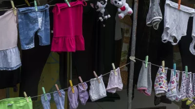 - HRVA&Scaron;KA 2015 - perilo - su&scaron;enje perila, pli&scaron;asta igrača ///FOTO: Jaka Gasar