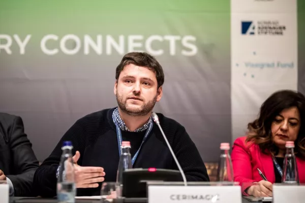 Adnan Ćerimagić, raziskovalec na misli&scaron;ču European Stability Initiative