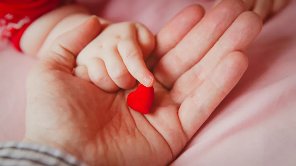 Lani so na srčku operirali 72 otrok, opravili so 70 katetrizacij in interventnih posegov na otro&scaron;kem srcu, na oddelku so imeli hospitaliziranih 750 otrok. / Foto: Getty Images