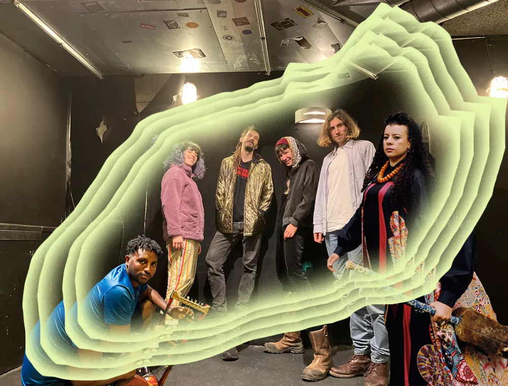 Glasbeniki Yalla Miku izvirajo iz Eritreje, Maroka in &Scaron;vice, igrajo pa živahno večžanrsko poslastico. Foto: arhiv festivala MENT