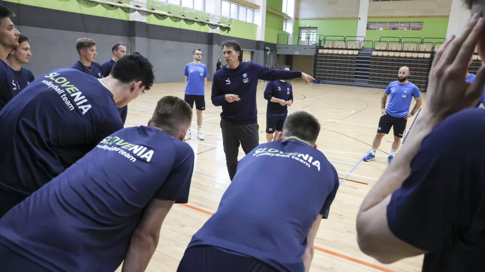 Gheorghe Cretu, selektor mo&scaron;ke odbojkarske reprezentance- 08.05.2023 &ndash; mo&scaron;ka odbojkarska reprezentanca - priprave za nastop v svetovni ligi narodov &ndash; trening - //FOTO: Jaka Gasar