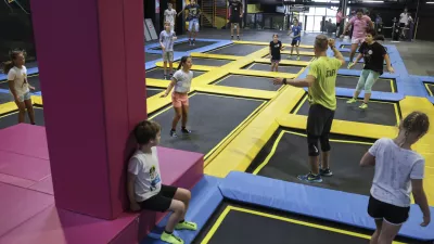 V dobrih &scaron;tirih letih in pol, ki jih je pod drobnogled vzelo sodi&scaron;če, je park obiskalo več kot 500.000 obiskovalcev. Na trapezu se je v tem času zgodilo &scaron;est nesreč. Foto: Jaka Gasar&nbsp;