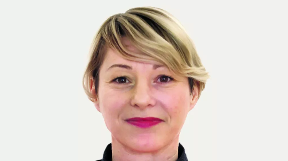 Nata&scaron;a Bucik Ozebek- Redakcija Dnevnik 2024 - portreti za komentarje in kolumne - kolumnisti - komentatorji &ndash; novinarji - portret //FOTO: Luka Cjuha