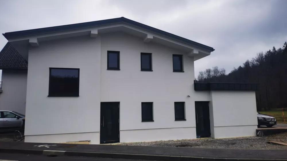 V objektu nekdanje trgovine Zelena dolina bodo uredili knjižnico in dru&scaron;tvene prostore. Foto: arhiv občine Dobrova - Polhov Gradec