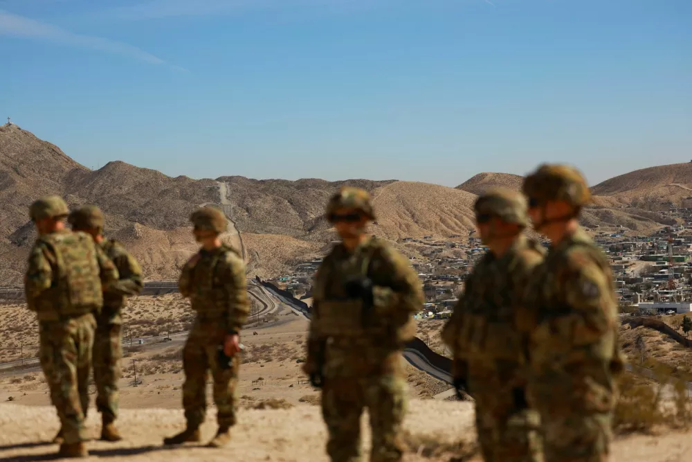 Ameri&scaron;ka vojska na ameri&scaron;ko-mehi&scaron;ki meji / Foto: Reuters