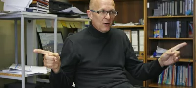 - 30.03.2015 - Gregor Pečan, ravnatelj OŠ Janka Modra iz Dola pri Ljubljani in novi predsednik Združenja ravnateljic in ravnateljev osnovnih in glasbenih šol//FOTO: Tomaž Skale