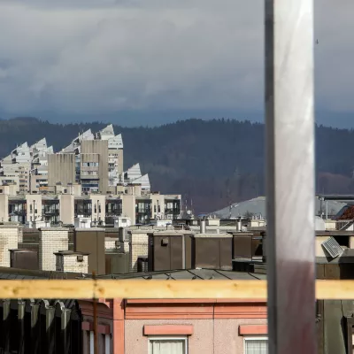 Trenutne cene nepremičnin na trgu so višje od ocenjenih, ker so bile poskusne posplošene vrednosti izračunane po modelih z datumom 1. januar 2024, nove pa bodo upoštevale stanje na 1. januar 2025. Foto: Bojan Velikonja