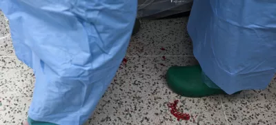 Tujek v telesu se je spremenil v fibrozno tvorbo, ki je sčasoma začela pritiskati na sosednje organe in pacientki povzročati težave. Foto: Jaka Gasar