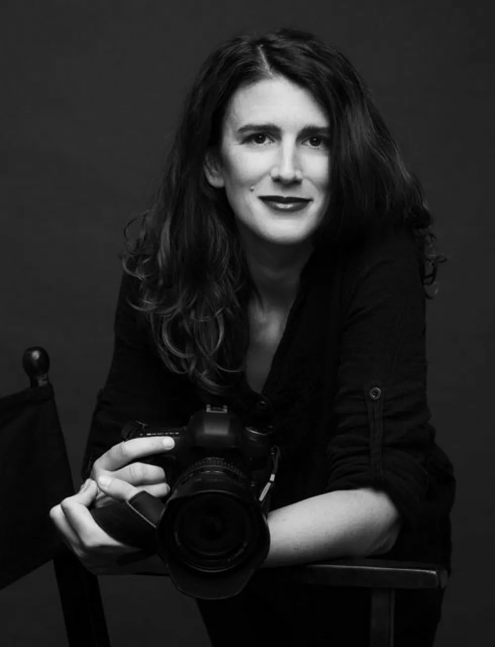 Manca Juvan, fotografinja

Do prihoda v dolino se nisem zavedala, kako so okrog tega vpra&scaron;anja sami razdeljeni. Za življenje rabimo kruh na mizi in zdravje, in enega brez drugega ni.