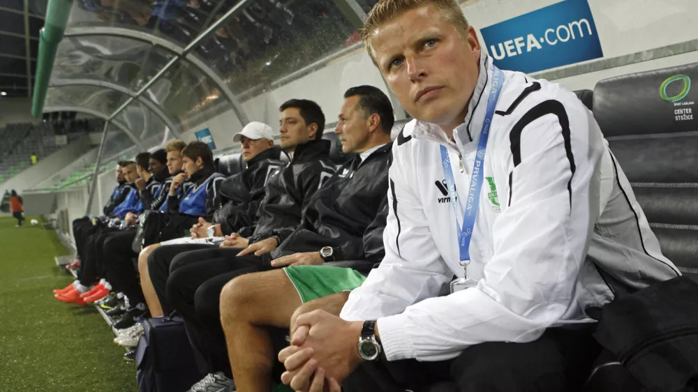 trener NK Olimpije Andrej Razdrh- nogomet - Olimpija: Koper, 1. SNL, 8. krog:- nogometa&scaron;i ljubljanske Olimpije so premagali Koper s 4:1 //FOTO: Tomaž Skale