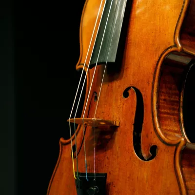 FILE PHOTO: A Stradivarius violin known as "The Penny" is displayed at Christie's auction house in New York March 27, 2008. REUTERS/Brendan McDermid (UNITED STATES)/File Photo