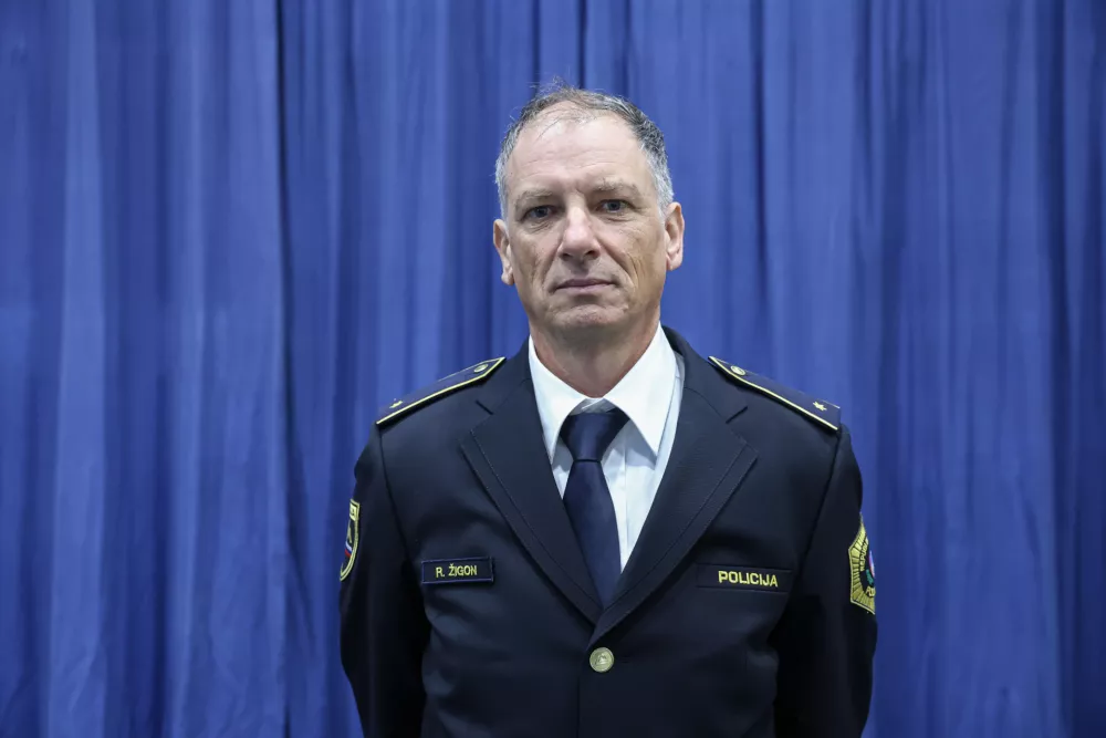 4- 12.02.2025 - Policija je nagradila 66 izjemnih posameznikov, ki so v najrazličnej&scaron;ih okoli&scaron;činah pomagali re&scaron;evati življenja ljudi - podelitev, policija, hrabrost, požrtvovalnost, priznanja//FOTO: Jaka Gasar