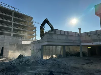 Vilharjev podhod - ru&scaron;itev podhoda - glavna železni&scaron;ka postaja Ljubljana