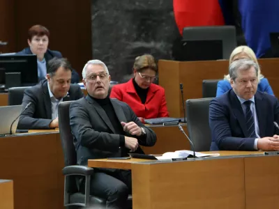 27.01.2025 -redna seja DZ, poslanska vpra&scaron;anja predsedniku vlade, Robrt BolobMatjaž HanFoto: Tomaž Skale