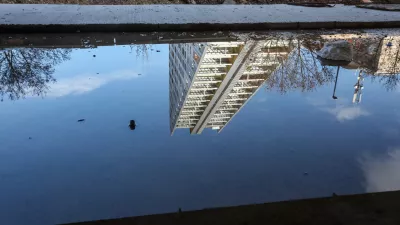 Anketiranci vladnim izhodi&scaron;čem za obdavčitev stanovanjskih nepremičnin večinsko nasprotujejo, saj ocenjujejo, da so predlagane re&scaron;itve nepravične, ne strinjajo se z izvzemom vseh rezidenčnih nepremičnin ne glede na vrednost in velikost ter s previsoko davčno stopnjo. Foto: Bojan Velikonja