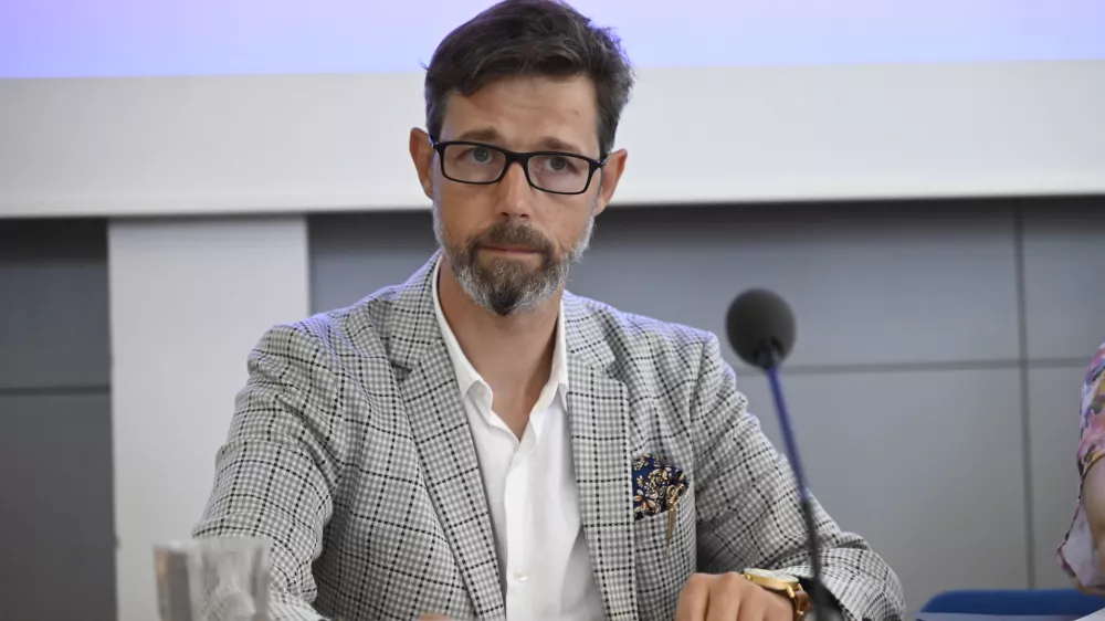 predsednik sveta RTV Goran Forbici - 13.07.2023 &ndash; Radiotelevizija Slovenija - Svet RTV Slovenija &ndash; seja na kateri so imenovali novega predsednika uprave RTVS; uprava - vodstvo &nbsp; //FOTONik Erik Neubauer