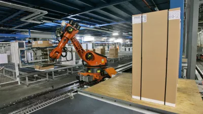 - avtomatizirano in robotizirano skladi&scaron;če -  - Podjetje Gorenje gospodinjski aparati d.d., Velenje. proizvodnja - proizvodni obrat - bela tehnika - //FOTO: Tomaž SkaleOPOMBA: ZA OBJAVO V PRILOGI &ndash; DNEVNIKOV OBJEKTIV - REPORTAŽA 2015