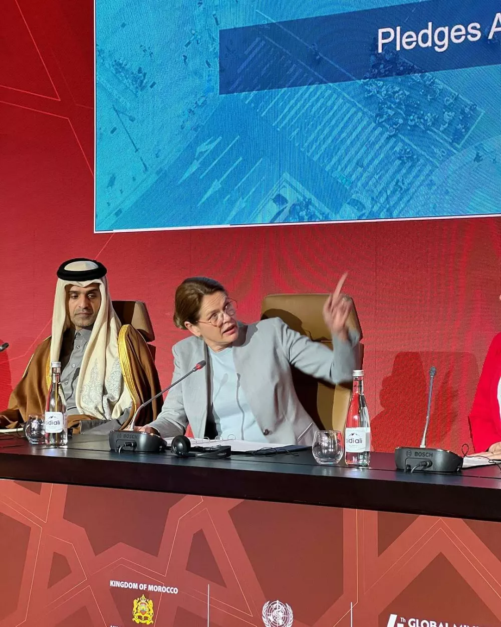 Svet bo, kar se prometa tiče odslej varnej&scaron;i. Alenka Bratu&scaron;ek je sodelovala na konferenci za varnost v prometu.  