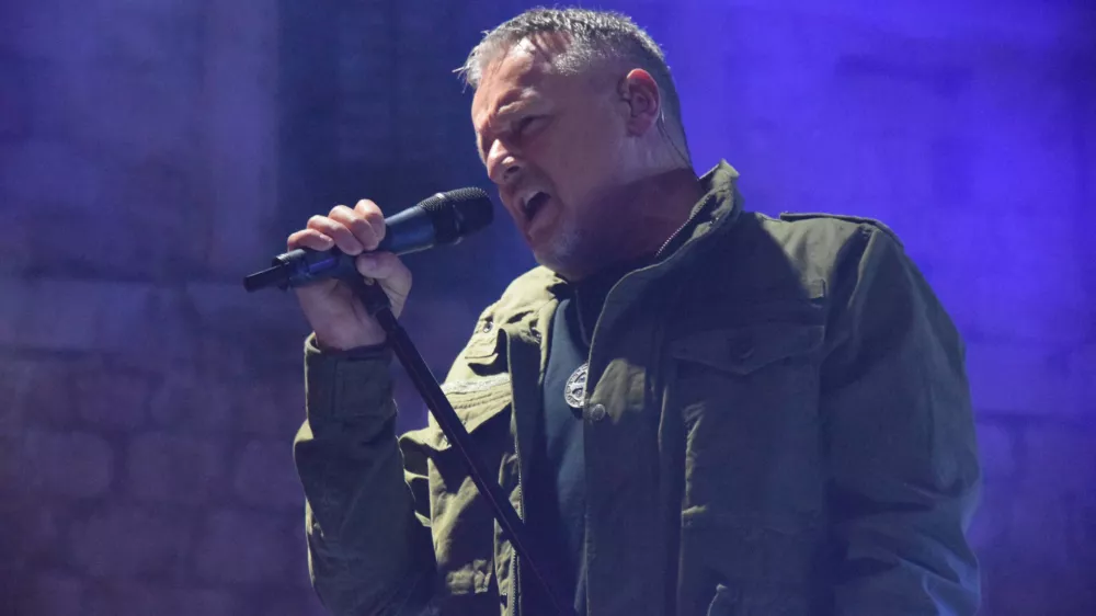 Hrvaska, Dubrovnik.Koncert hrvaskega pevca Marko Perkovic Thompsona v sklopu prireditve ob Dnevih dubrovniskih braniteljev.