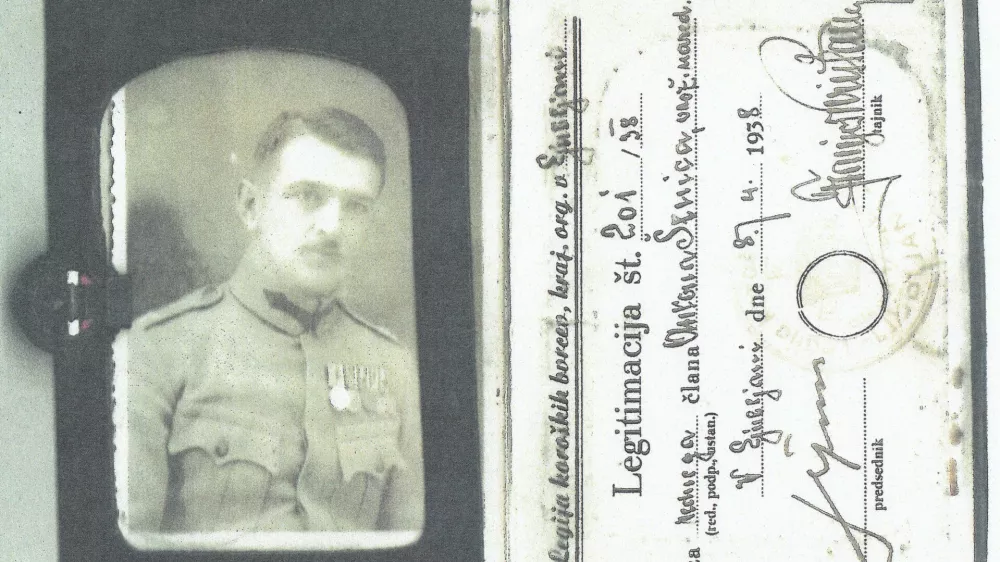 Anton &Scaron;enica - izkaznica / Foto: Zvonka &Scaron;enica